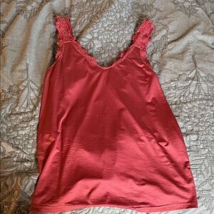 Buckle Dark Red Lace Trim Tank Top